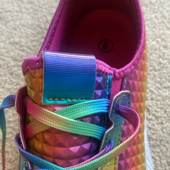 NWT FREEWALK Air-Cooled Foam Rainbow Super Lightweight Walking Shoes in Size 9 - Picture 3 of 13